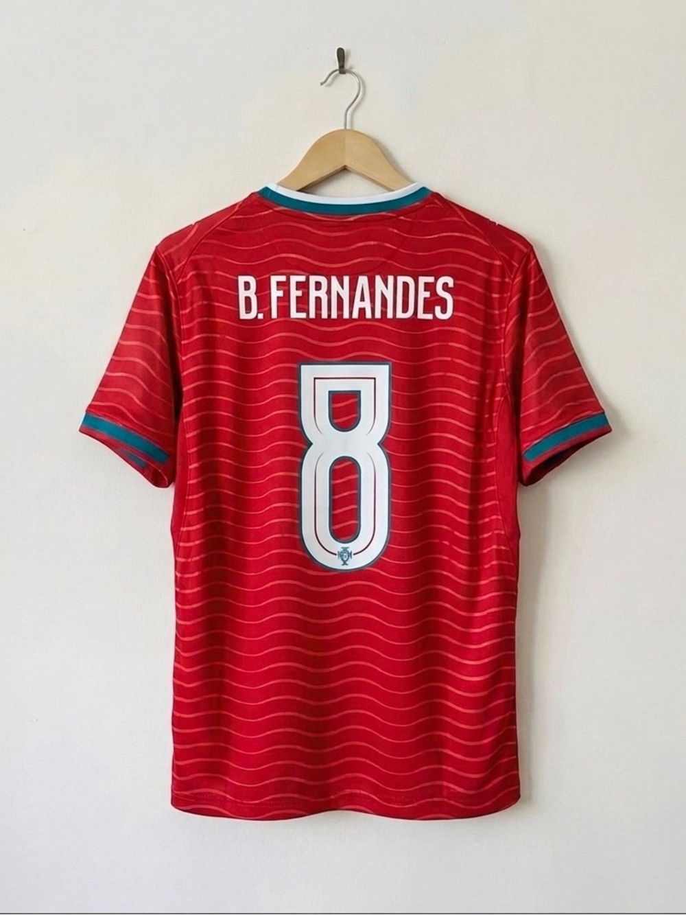 B.Fernades #8 Portugal 2026 Home Jersey Fan Version Size Medium